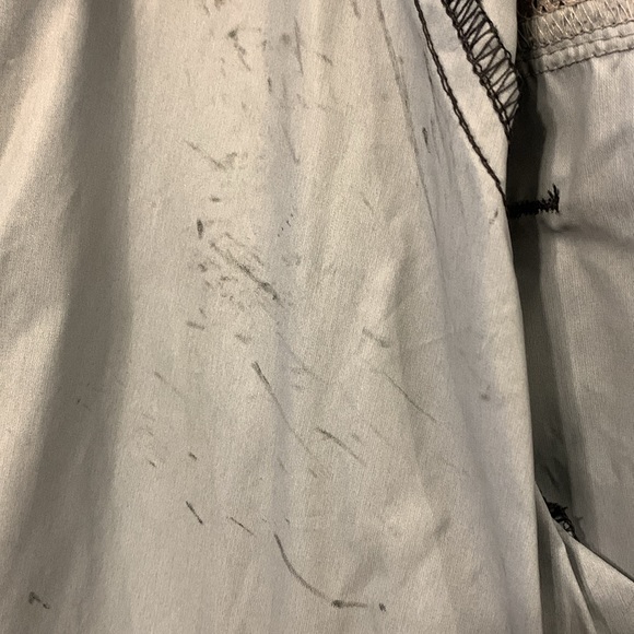 Hooded compact Windbreaker - Picture 5 of 5